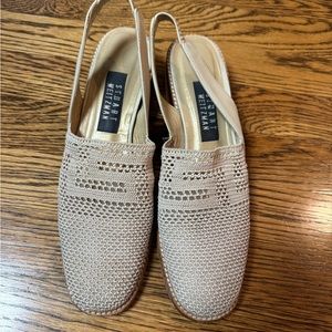 Stuart Weitzman woven sling back low heel shoes 9 AA